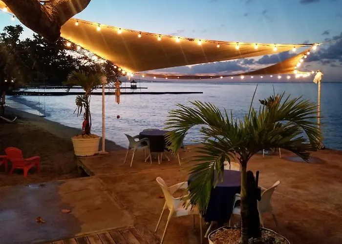 Hotel And Tan Ocho Rios