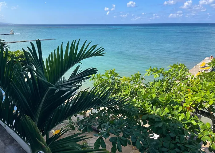 And Tan Ocho Rios